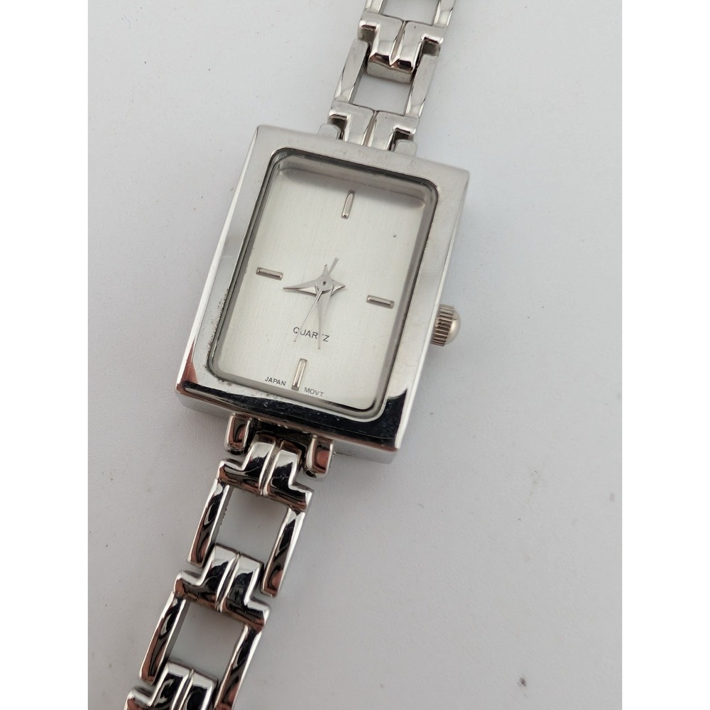 Accutime Watch Women 20mm Case Silver 7.25" Band- New Battery‎